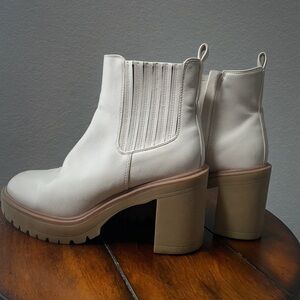 BEAST Women's Cream Platform Chelsea Boots